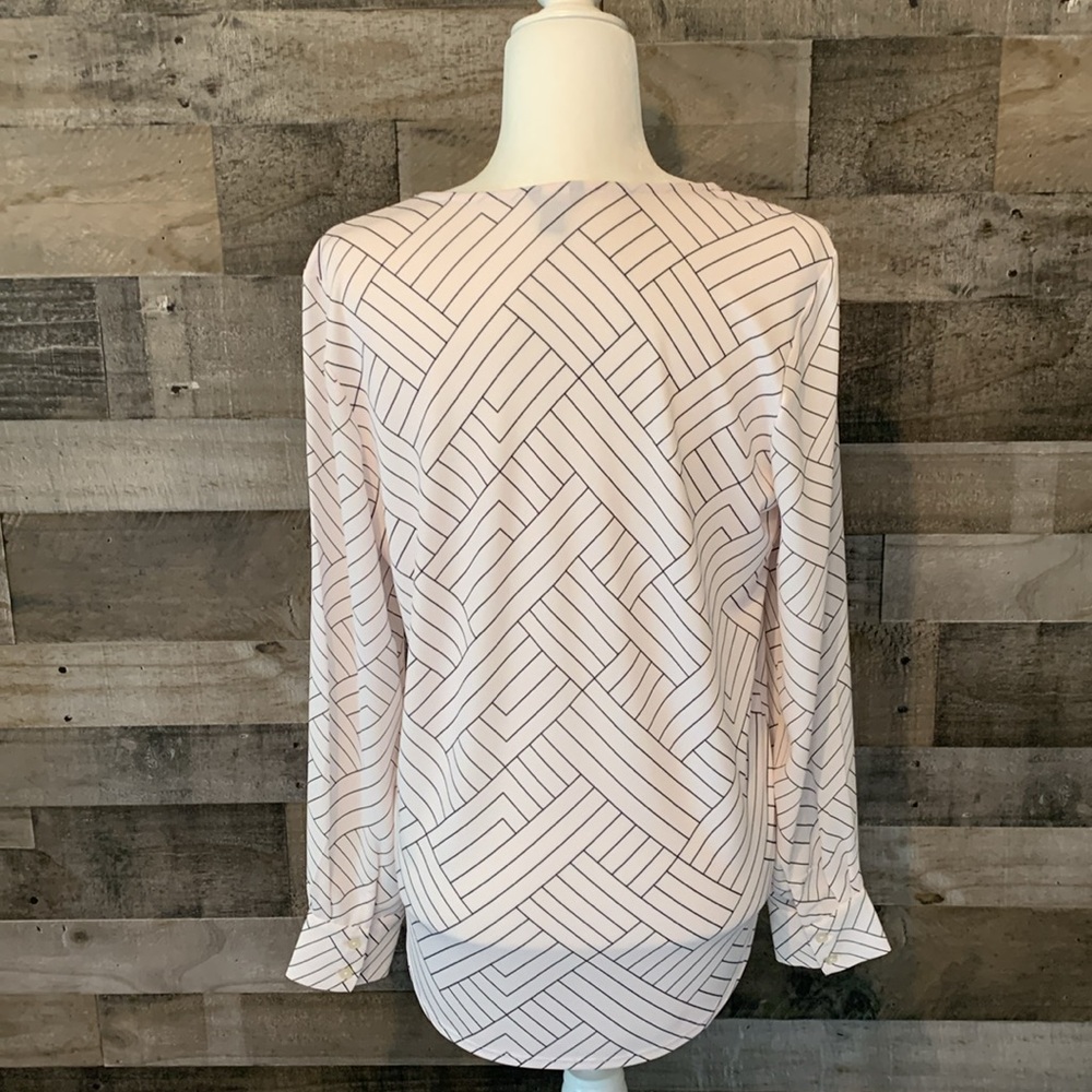 Ann Taylor Long Sleeve Top Size M - Picture 2 of 16